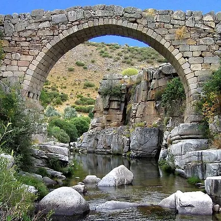 El Casillo De Gredos Navacepeda de Tormes
