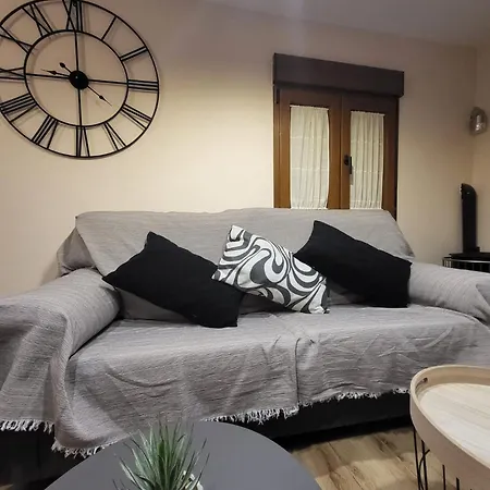 בקתה El Casillo De Gredos